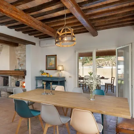 Oliva - Pillo Ferienhaus *